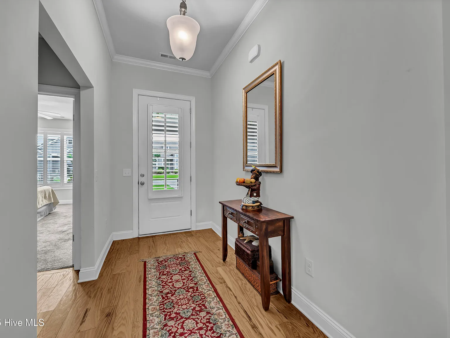 3 bed, 2.0 bath, $2,900 — Photo 2