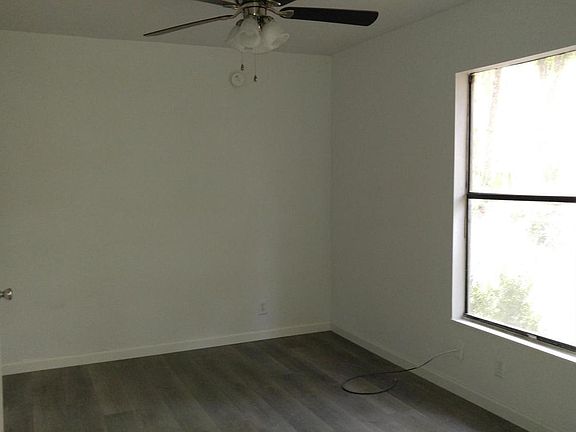 5th image of 2745 NE 48th Ct #C