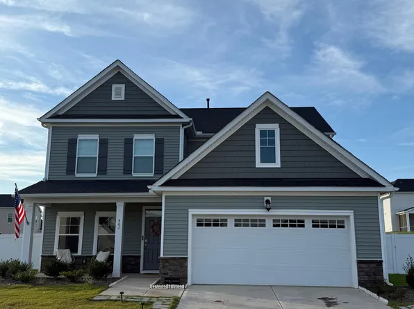 402 Ravensworth Dr, Garner, NC 27529