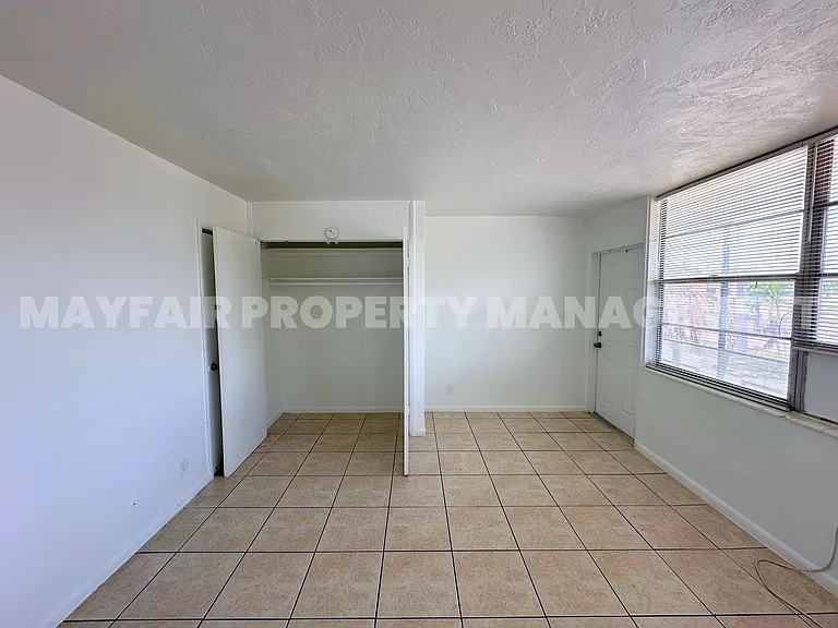 4611 South Congress Ave — Photo 11