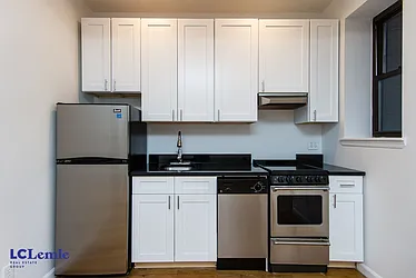 Rented by LC Lemle Real Estate Group