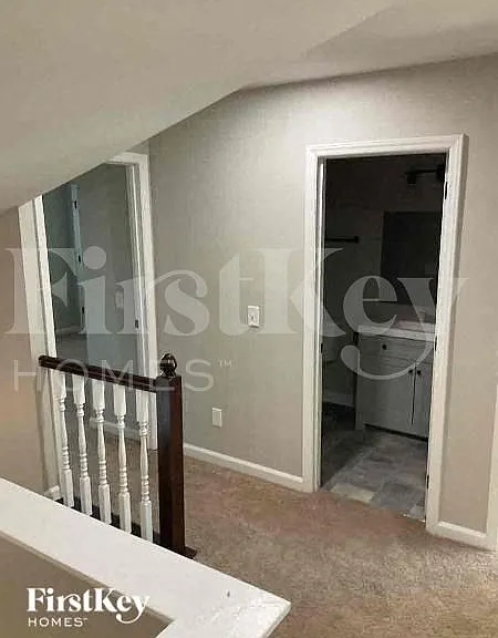 3907 Melshire Ln — Photo 2