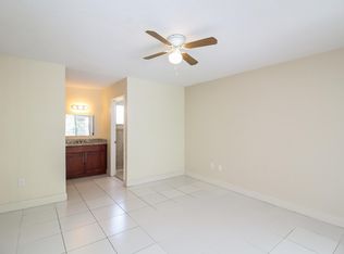 12627 SW 211th Ter, Miami, FL 33177