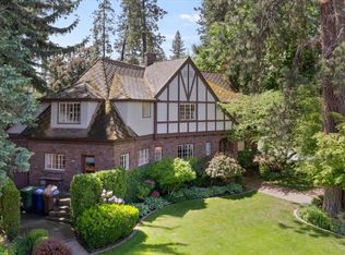 1006 E Overbluff Rd, Spokane, WA 99203