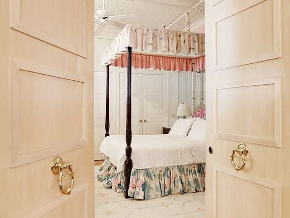 4th image of 484 Broome St #3E