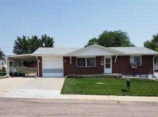 7870 Linda Cir, Denver, CO 80221