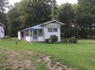 17 Charleston Rd, Mercer, PA 16137