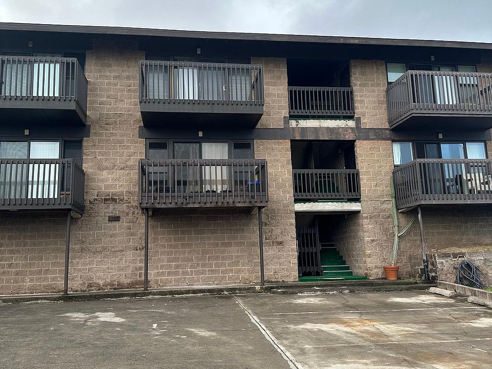 #203 is the middle top unit