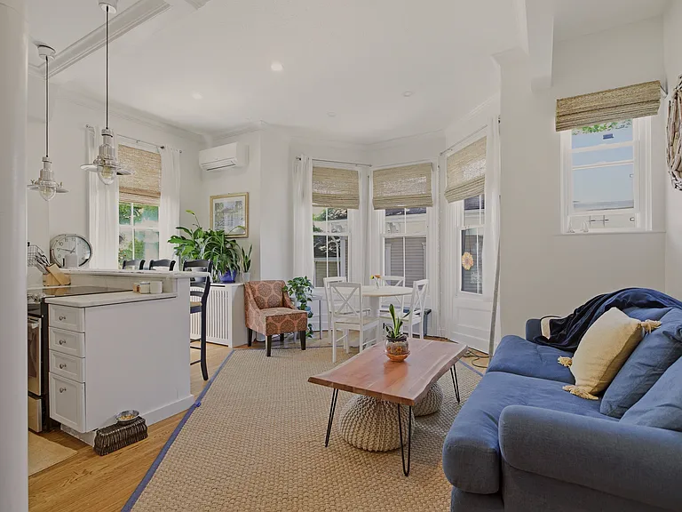 67 Perry St #5 — Photo 25