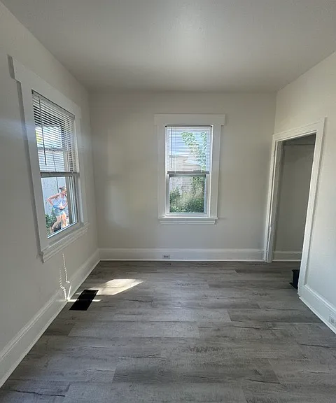 305 N Franklin St — Photo 5