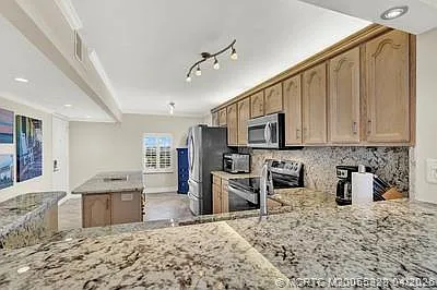 10980 S Ocean Dr #611 — Photo 14