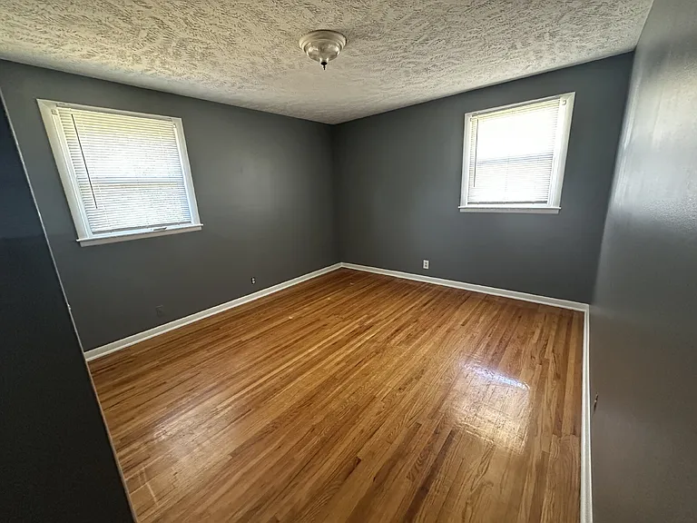 646 Briarwood Rd #A — Photo 9