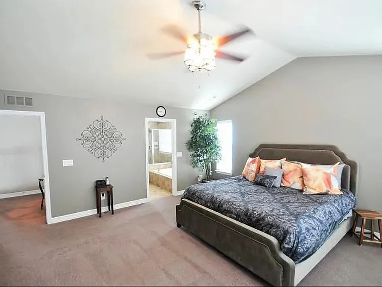 8229 S Country Club Pkwy — Photo 26