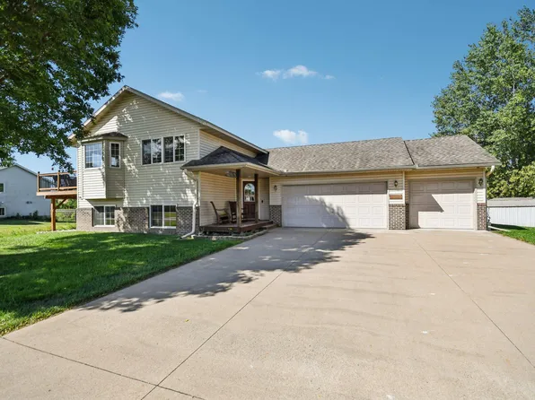 37838 Hawthorne Ave, North Branch, MN 55056