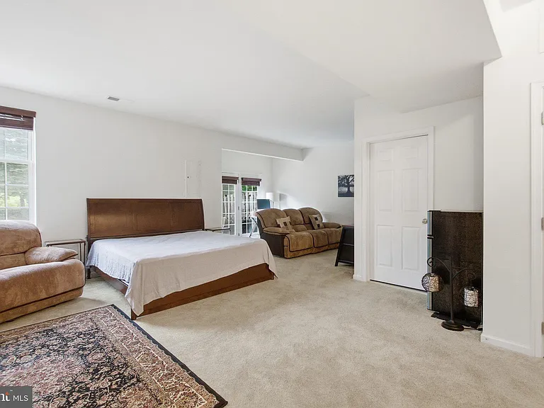 25653 America Sq — Photo 34