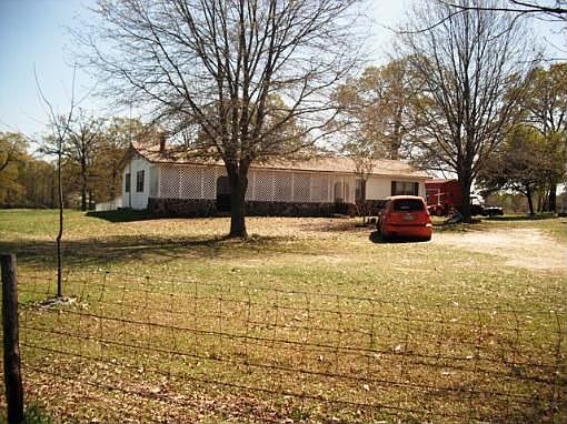 3rd image of 639 State Highway 98