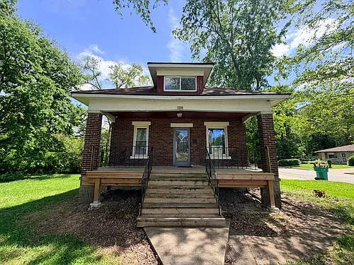 1200 Ada St Photo 1