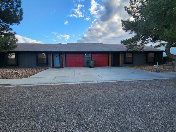 624-630 SW Skyhawk Dr