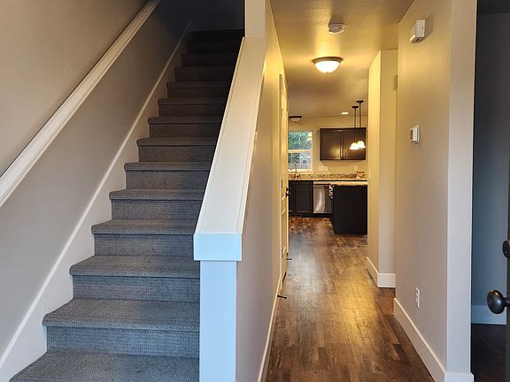 2nd image of 2442 Queen Ave SE