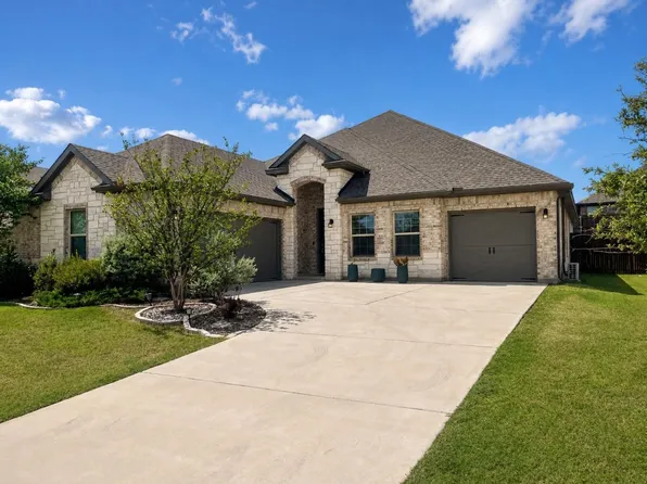 1017 Greencove Dr, Midlothian, TX 76065