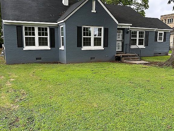 3rd image of 520 W Johnson Ave