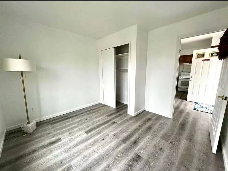 148 Slater Blvd #1R — Photo 5