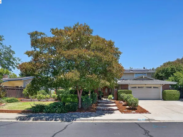 2360 Hampton Rd, Livermore, CA 94550