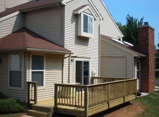 65 Cherrywood Dr, Somerset, NJ 08873