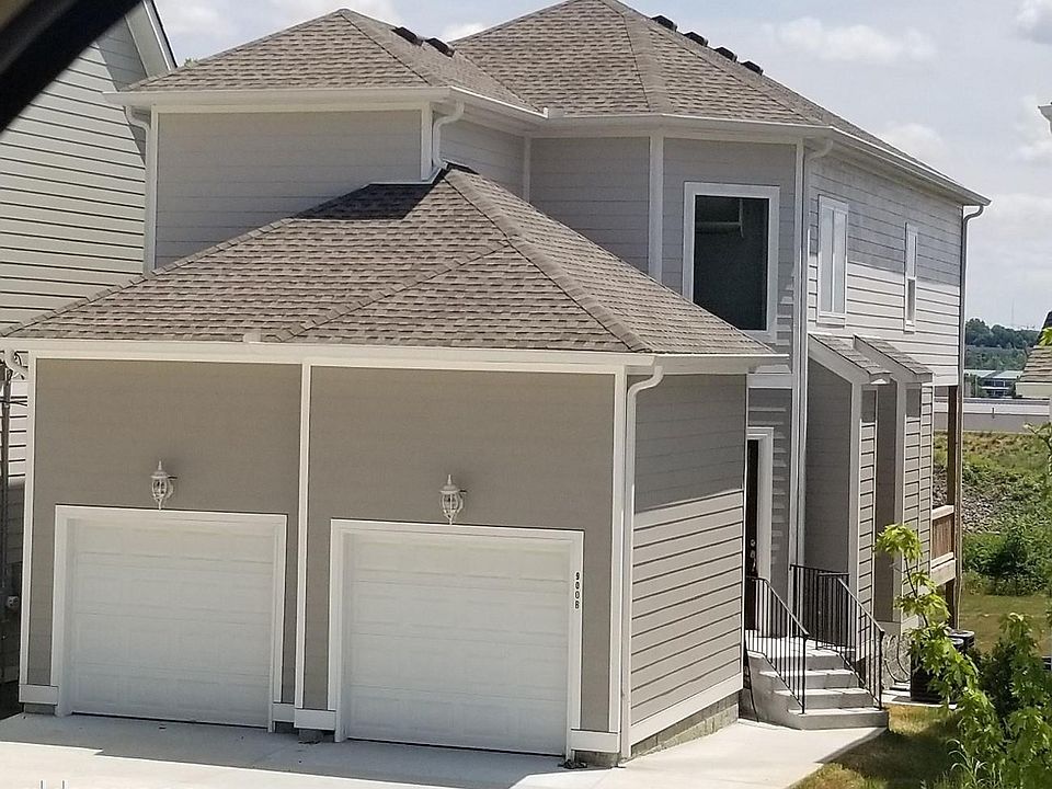 1st image of 900B Youngs Ln