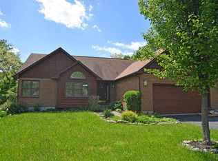 4555 Hartman Ln, Batavia, OH 45103
