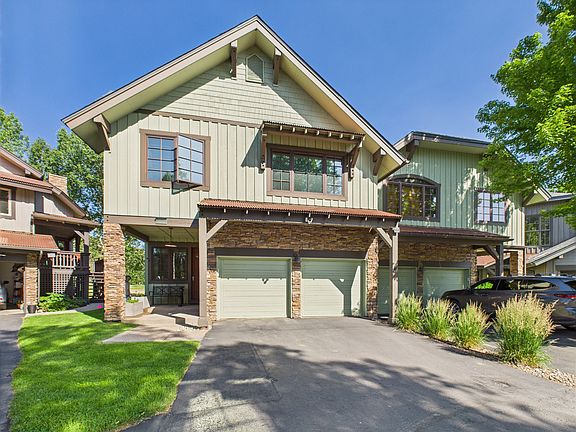 Front of house that rests behind the 7th green of the RVR golf course.