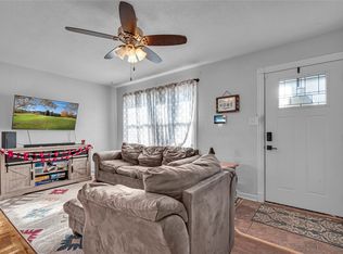 2715 Ashby Ave, Des Moines, IA 50310