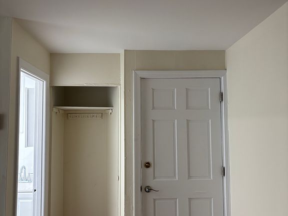 2nd image of 286 Beacon St #C