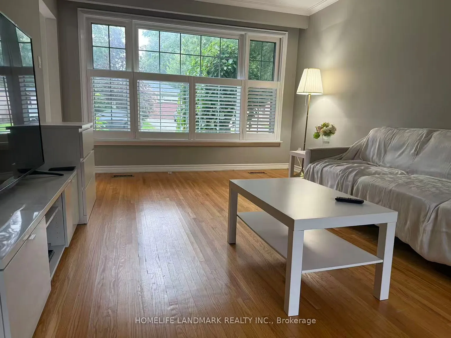 4 bed, $3,400 — Photo 2