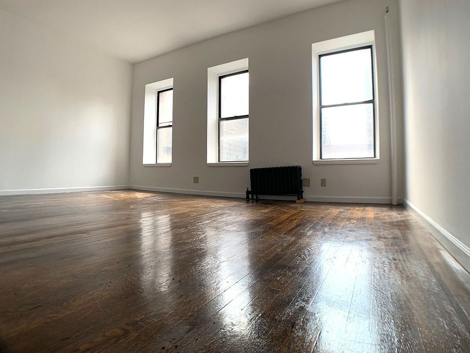 1st image of 800 Lexington Ave #5FR