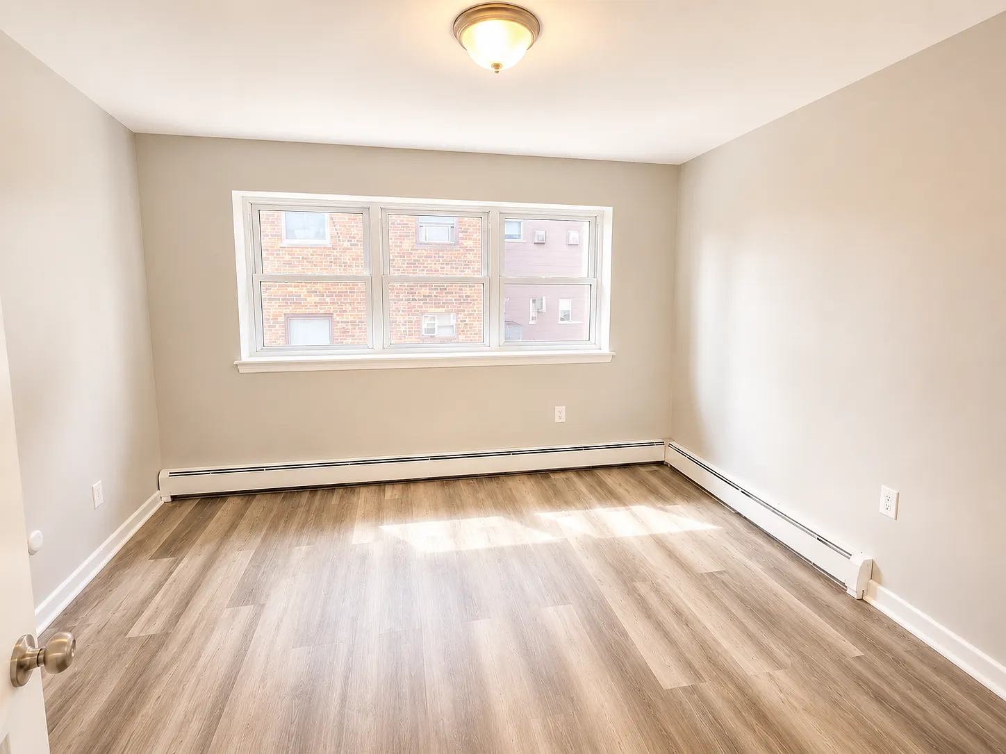 2 bed, 650 sqft, $1,650 — Photo 4