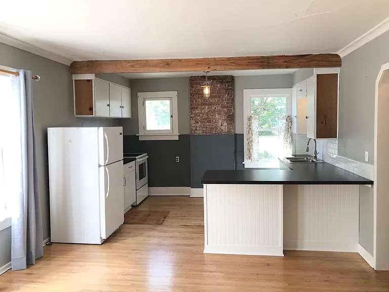 1928 W 10th Ave #2 — Photo 2