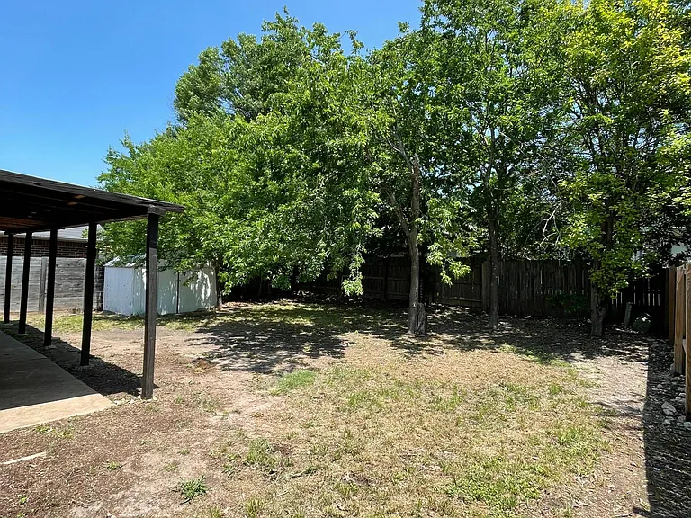 13719 Cambourne Dr — Photo 15