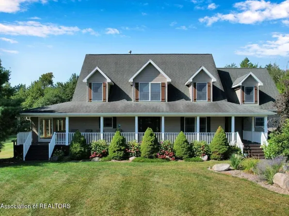 11744 E Grand River Ave, Portland, MI 48875