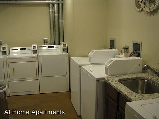 2nd image of 3142 Lyndale Ave S APT 27