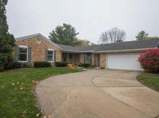 2111 Greenbriar Cir, Ames, IA 50014