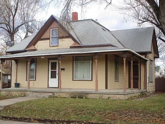 2nd image of 125 Spruce Ave