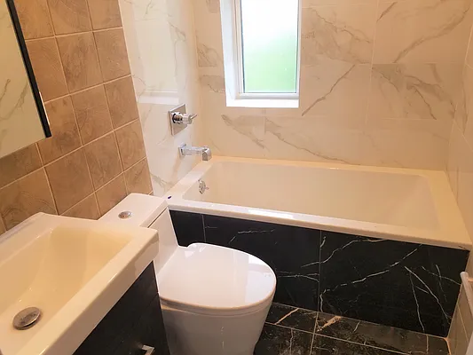 Rented by The Hamilton Group | media 25