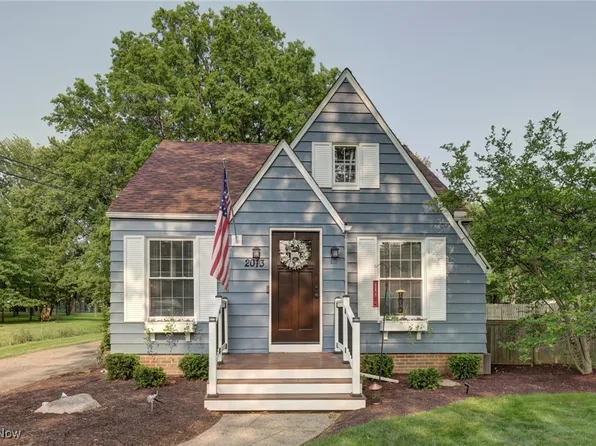 2013 Canterbury Rd, Westlake, OH 44145
