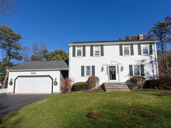 31 Miller Dr, Plymouth, MA 02360