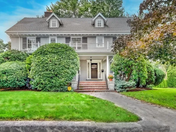 3 Sheffield Rd, Winchester, MA 01890