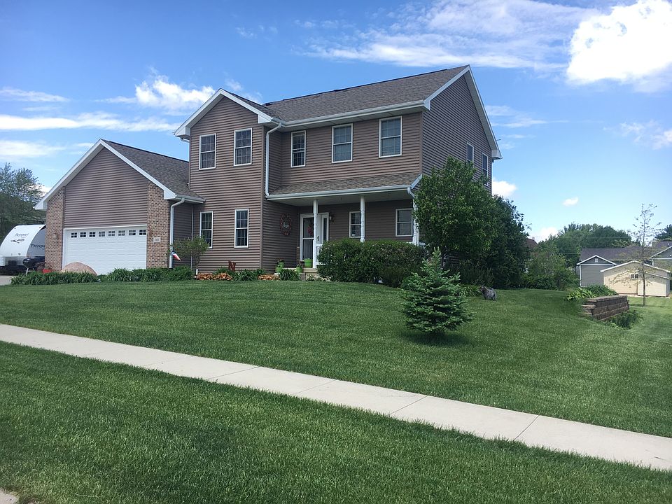 1st image of 703 4th Ave