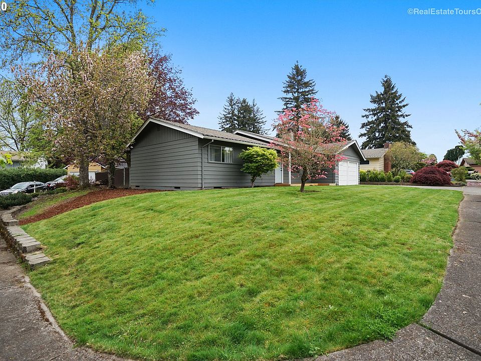 2nd image of 7170 SW Hood View Pl