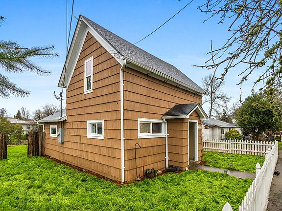 3rd image of 456 Log Cabin St