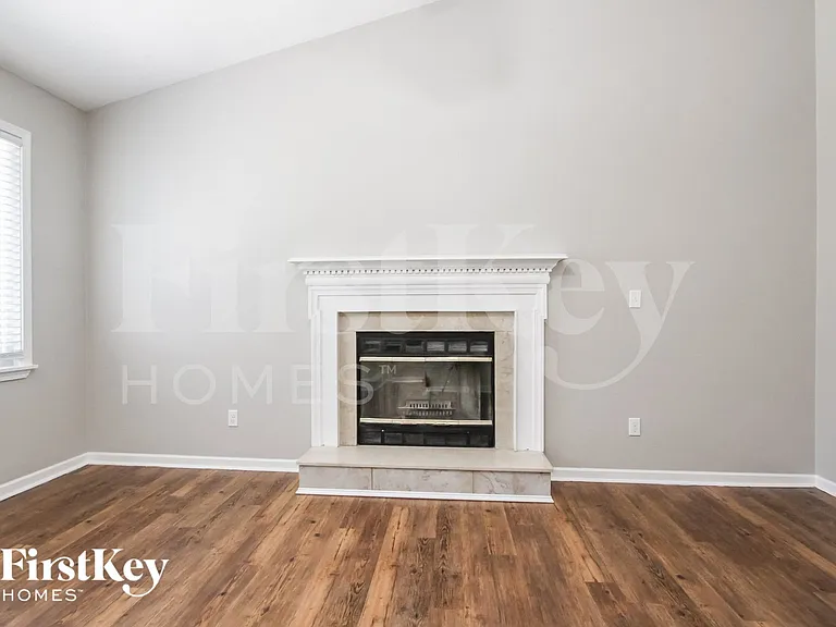 6919 Bannock Ct — Photo 2
